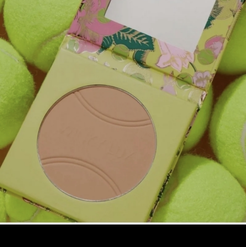 Winky Lux Matte Point Powder